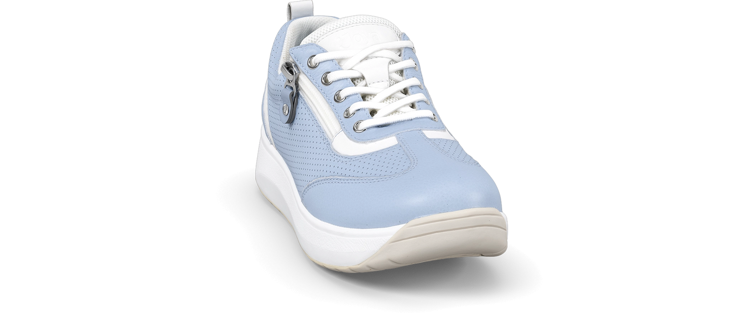 Laura light blue