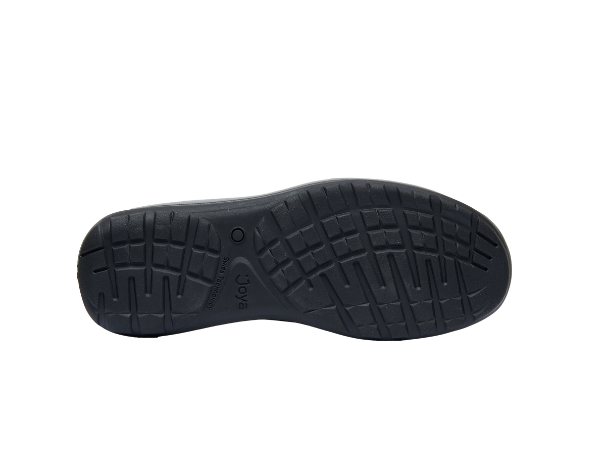Traveller II Black